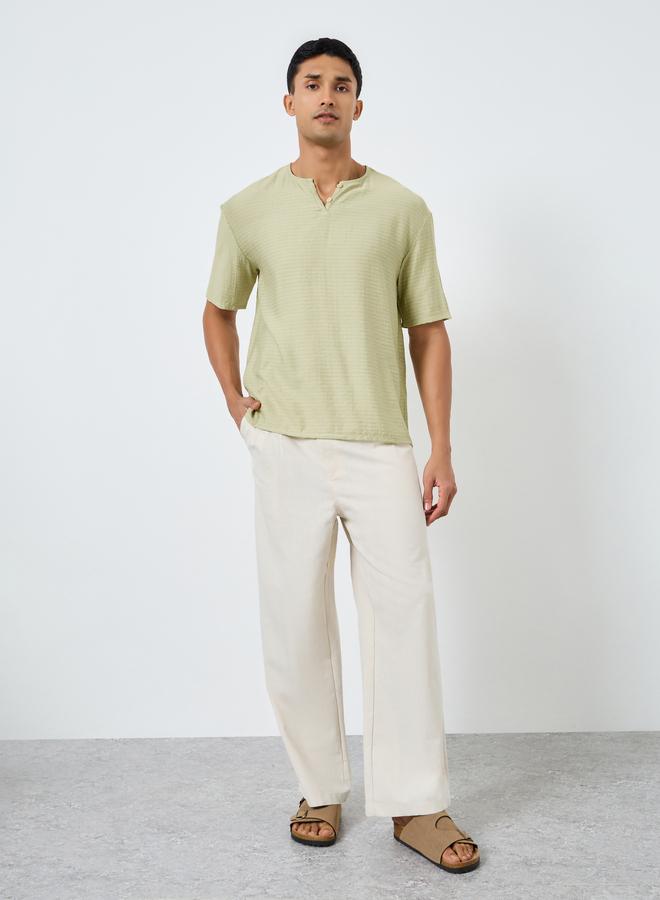 Styli Men Textured Linen Blend Oversized T-Shirt - Image 2